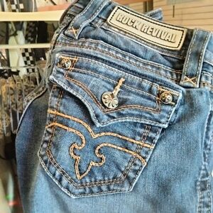 Women's rock revival size25